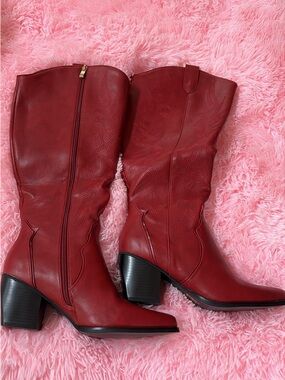 Dallas Embroidered Western Cowboy Knee High Boots in Red US Size 10 BN